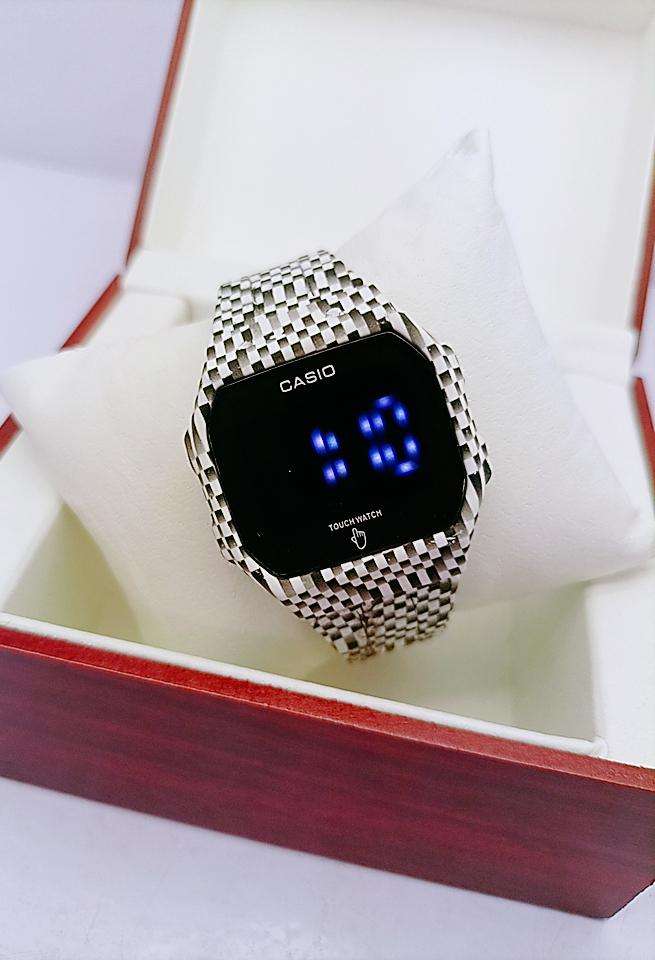  Des montres 