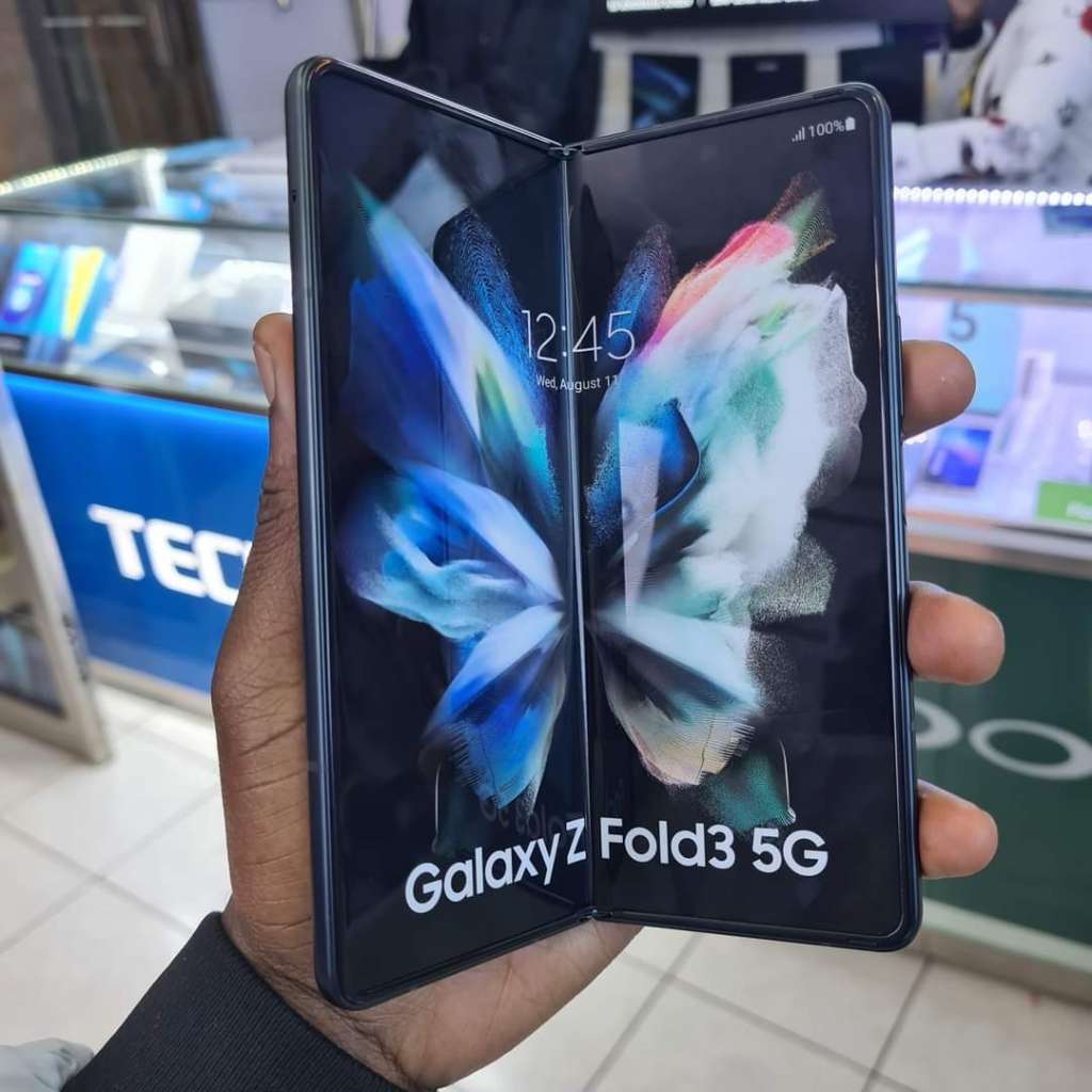  Samsung Galaxy Z fold 3 5G - 256Go 12Go Ram