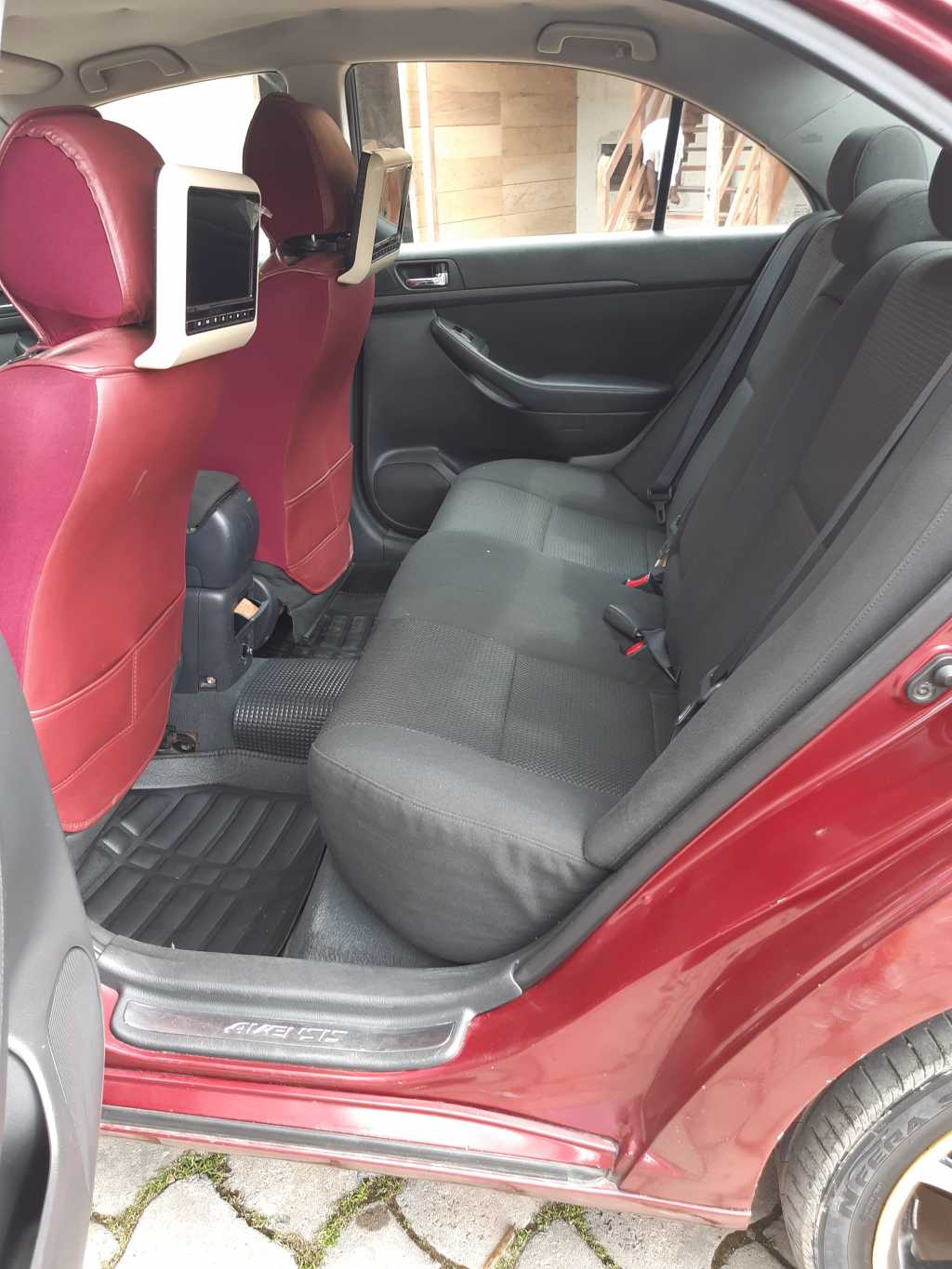  TOYOTA AVENSIS TÊTE DE COCHON OCCASION D'EUROPE 