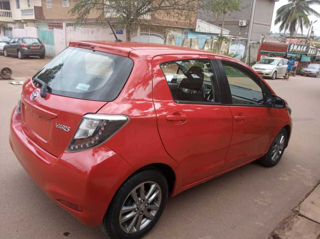  Yaris 2014