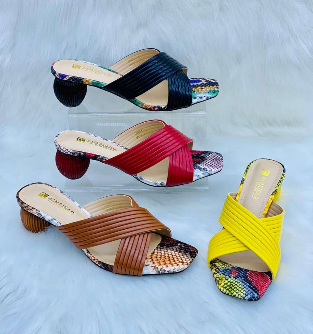  Sandales