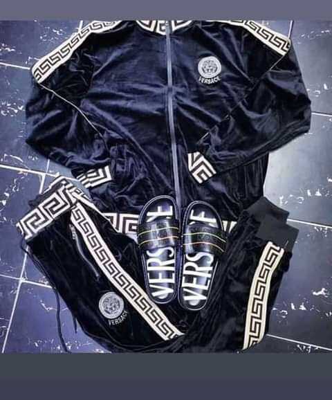  Ensemble Jogin ou Suvette★Dior★Amiri★Palms Angel★Louis Vuiton★Addidas★Gucci★Versace★New York★
