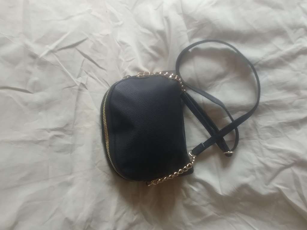  Sacs, bijoux et accessoires pour femmes à petit prix