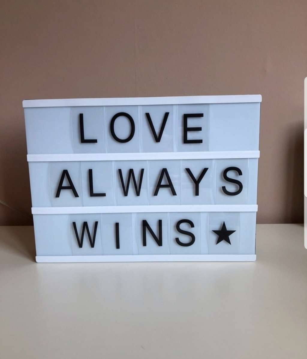  Lightbox 