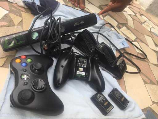  Mallette Xbox et chargeur batterie 