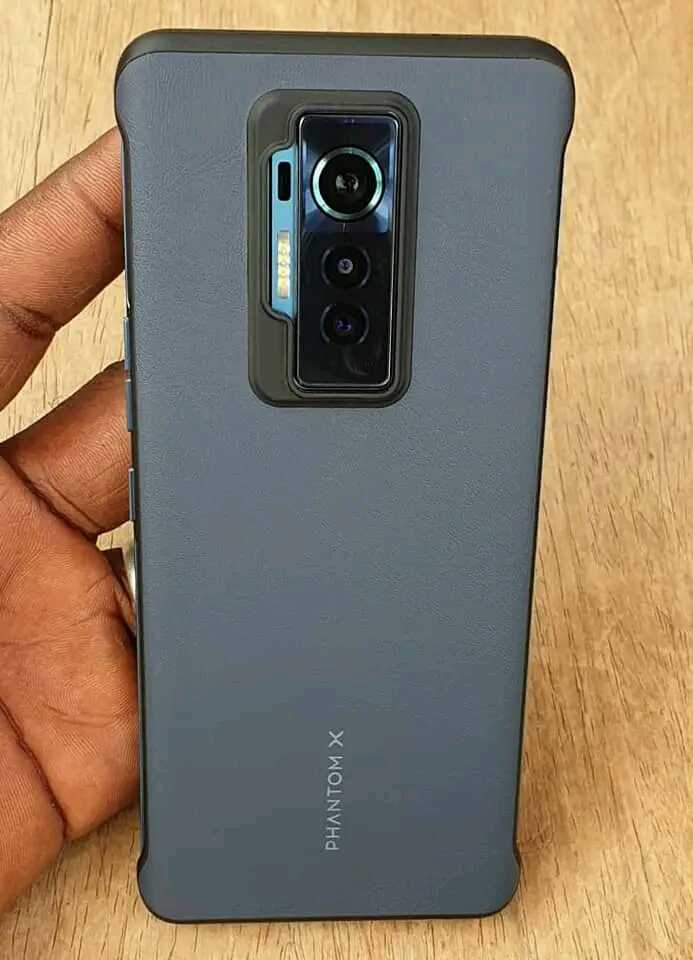  Tecno Phantom X