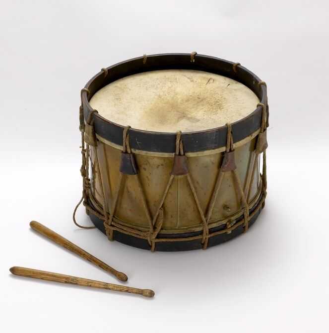  Tambour