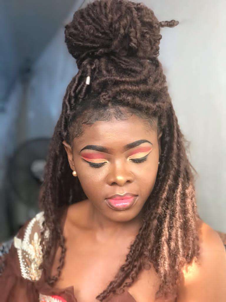  Make-up