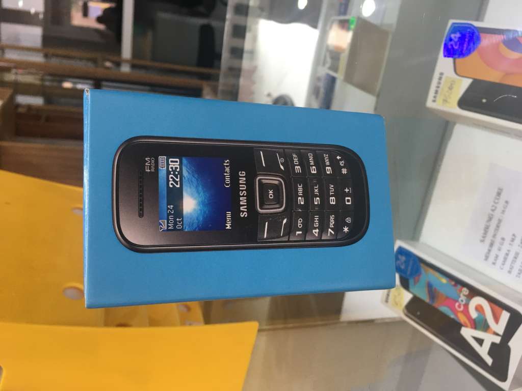  SAMSUNG 1205Y UNE PUCE